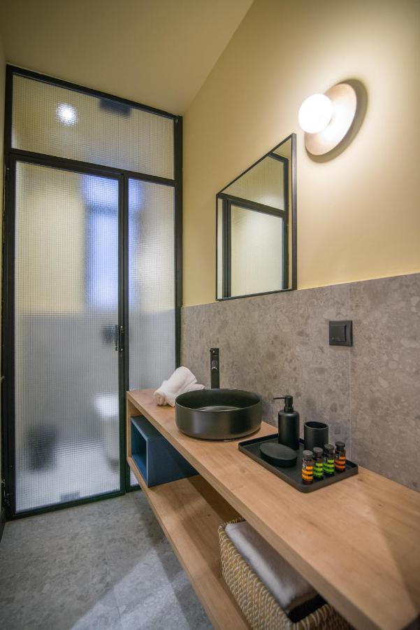 Metis Urbane Living Spaces Athènes Extérieur photo