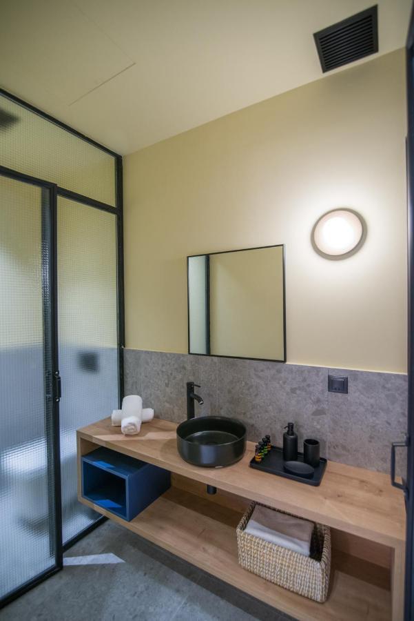 Metis Urbane Living Spaces Athènes Extérieur photo