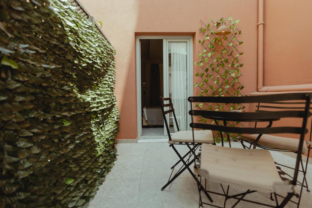 Metis Urbane Living Spaces Athènes Extérieur photo